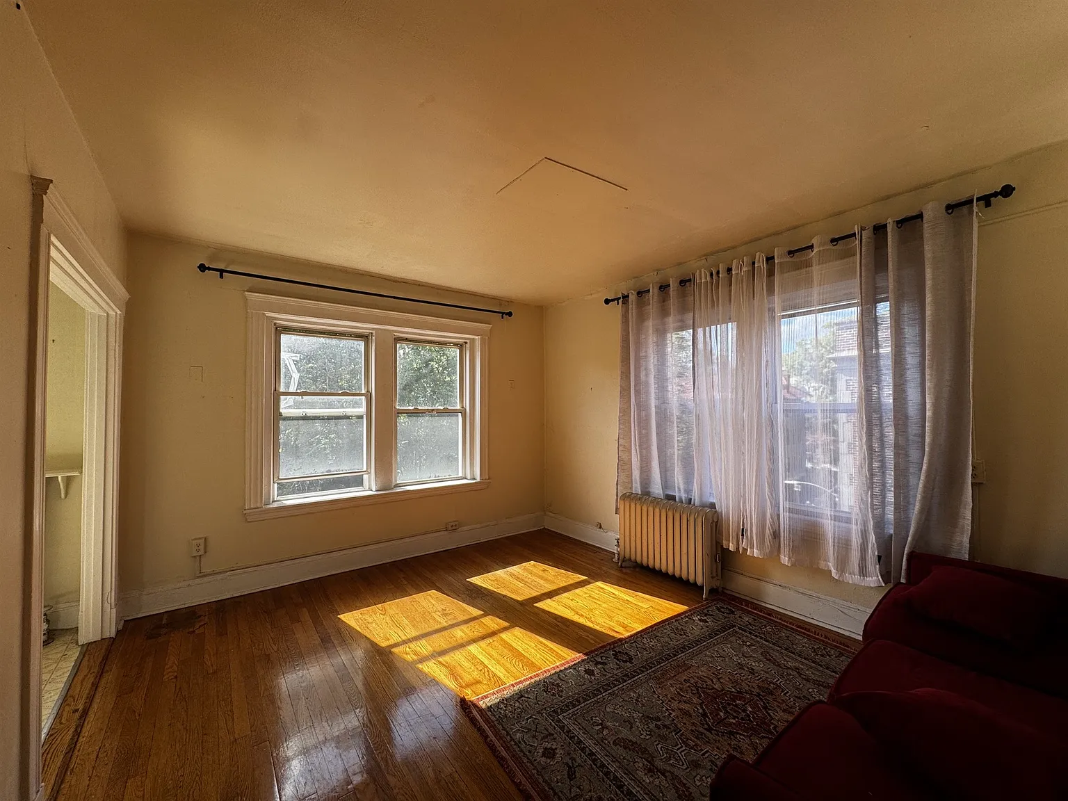1 bed, 420 sqft, $2,850 — Photo 2