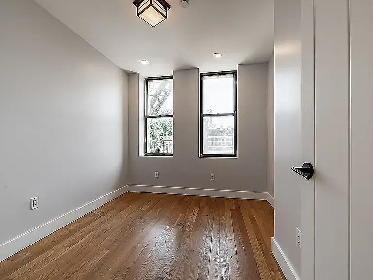 1629 Saint Johns Pl #2I — Photo 6