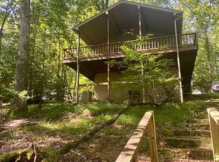 138 Waterfall Dr, Cleveland, GA 30528