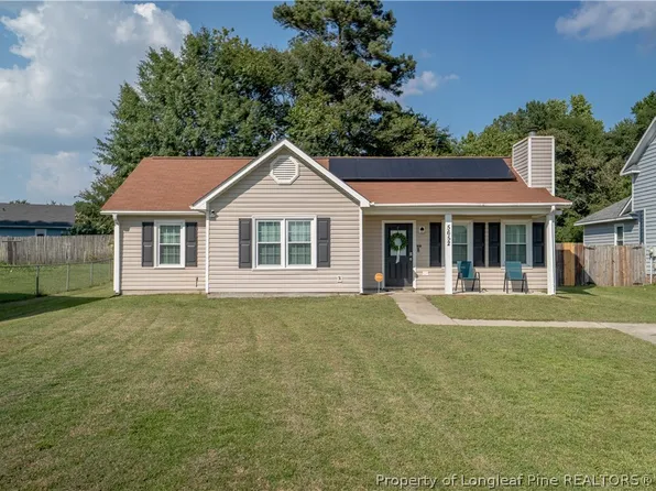 5652 Pepperbush Dr, Fayetteville, NC 28304