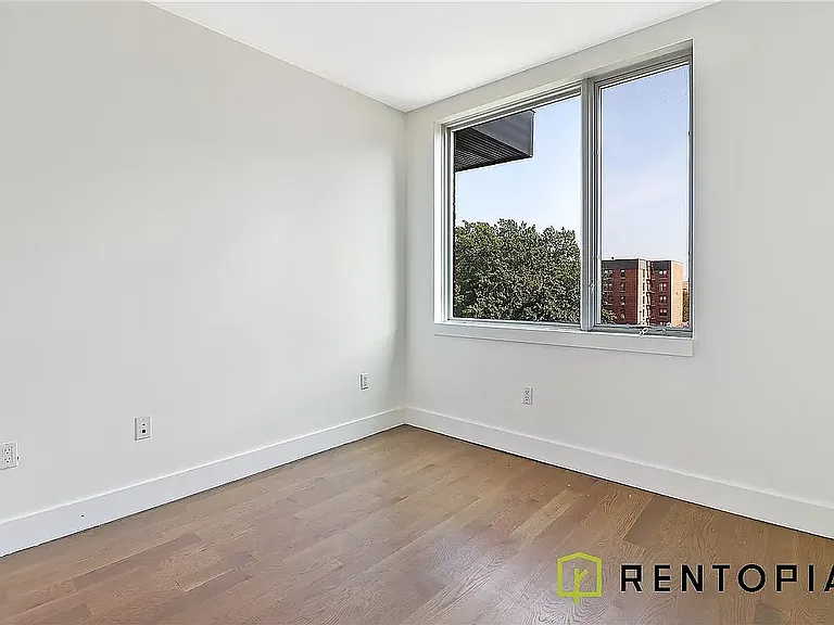 242 Newkirk Ave #4B — Photo 4
