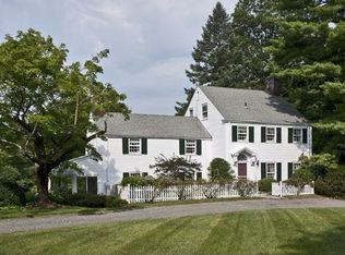 21 Flagler Dr, Greenwich, CT 06830