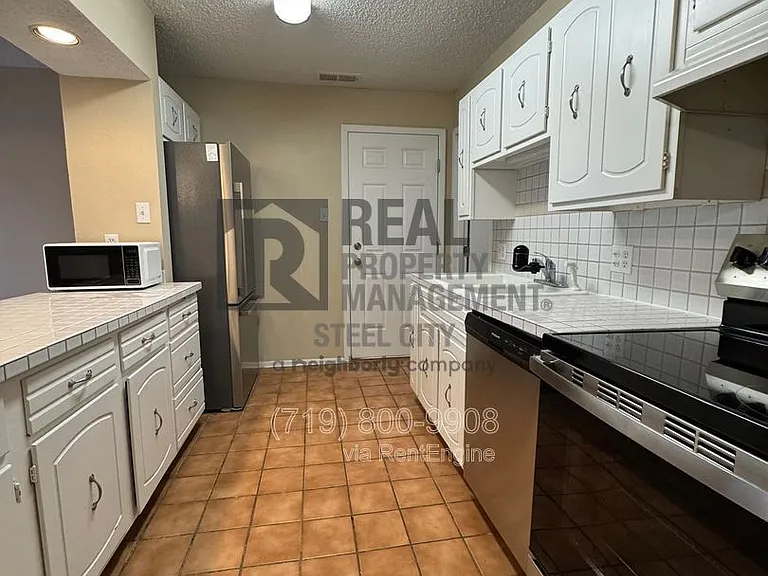 118 Scotland Rd #C — Photo 7