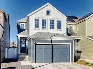 26 Lavender Dr SE, Calgary, AB T3S 0C4