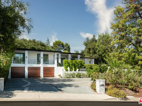 21334 Mulholland Dr, Woodland Hills, CA 91364