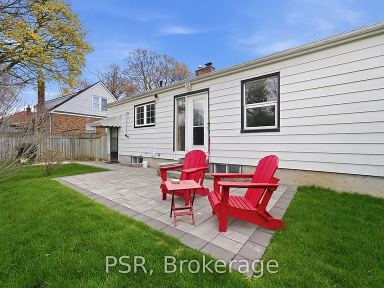 42 Jane St — Photo 19