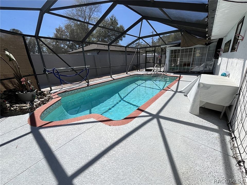 1st image of 1 Cherry Ln