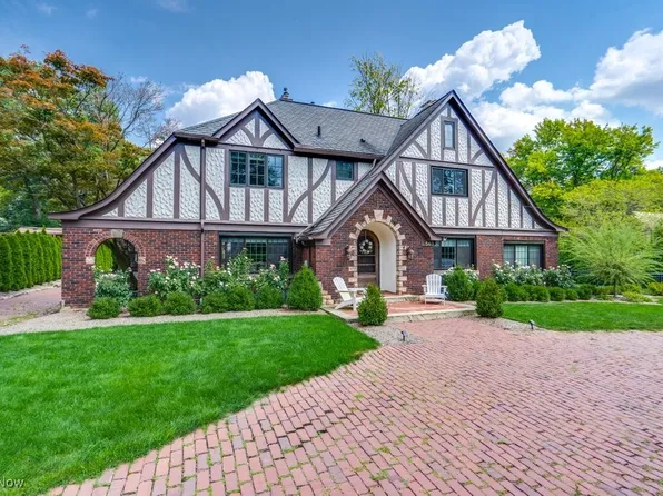 563 Delaware Ave, Akron, OH 44303