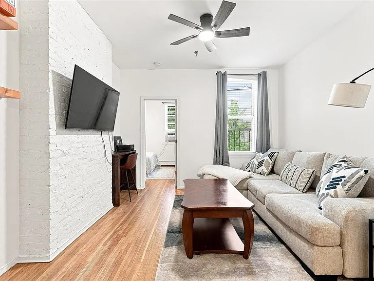 554 Observer Hwy #3R — Photo 16