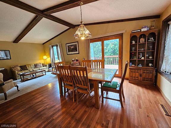 5th image of 2058 Parkway Dr