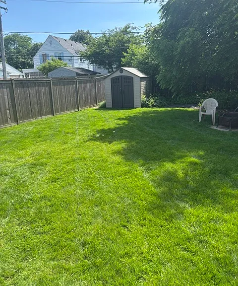 522 Burton Ave — Photo 3