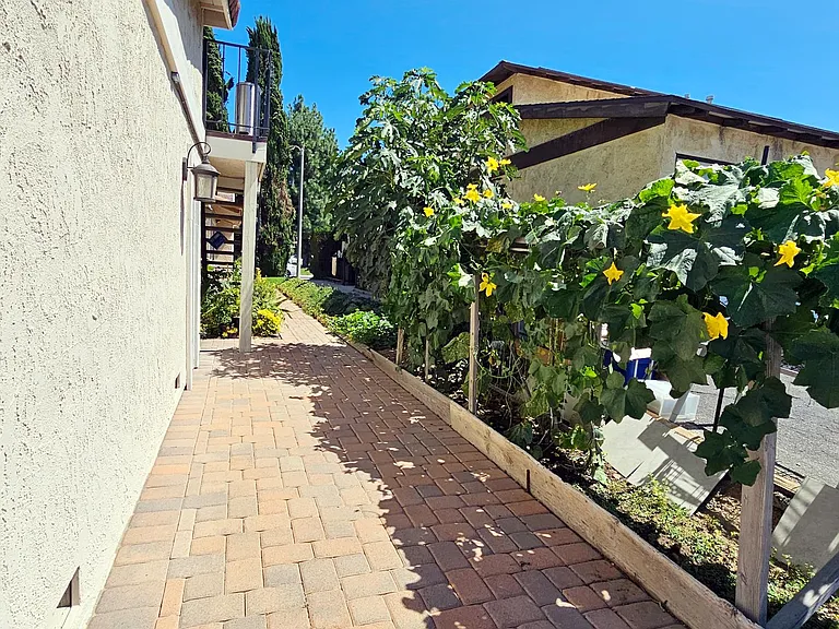 18359 Camino Bello #A — Photo 34