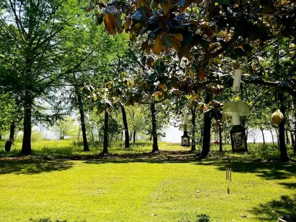 Jay St, Denton, TX 76208