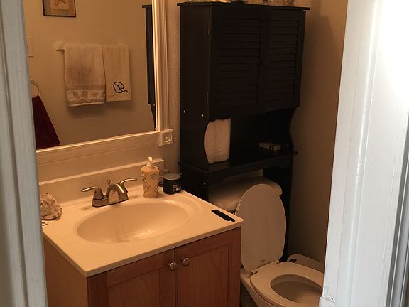 Downstairs half bath