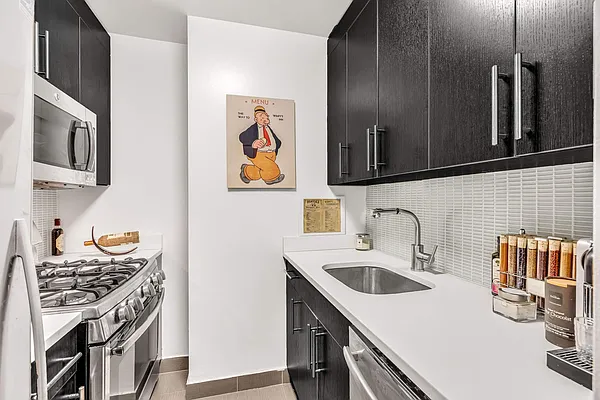 Rented by Sotheby's International Realty | media 5