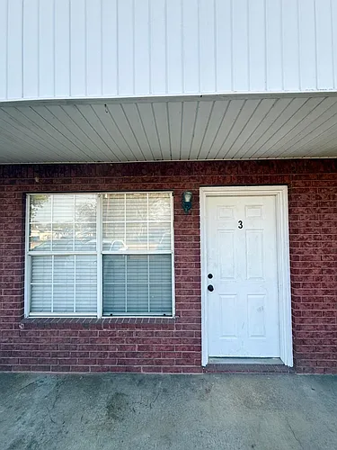 179 W Davis St #3 Photo 1