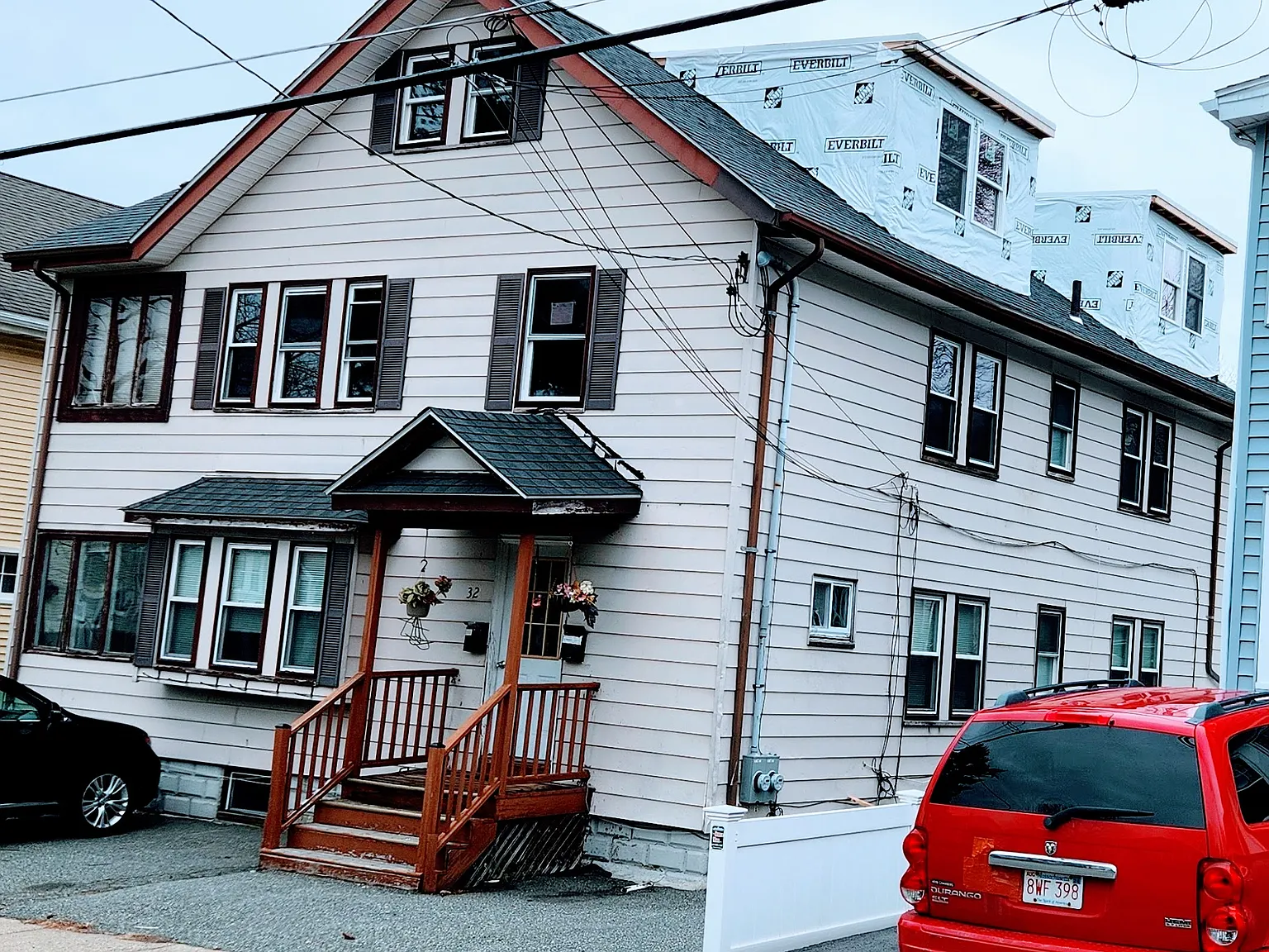 34 Upland Rd — Photo 3