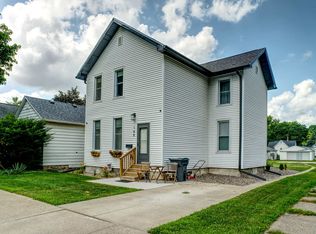 148 Fayette St, Clinton, IA 52732