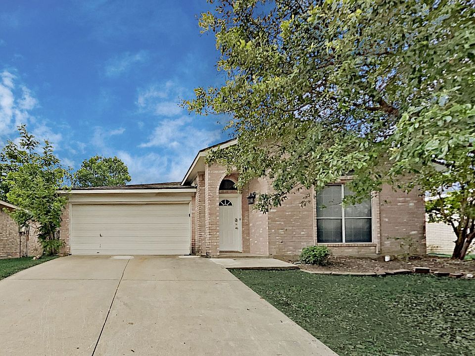 1st image of 2077 Quarter Horse Ln