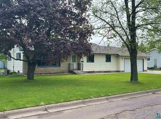 1422 10th Ave W, Ashland, WI 54806