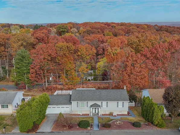 511 Willow St, Pottsville, PA 17901