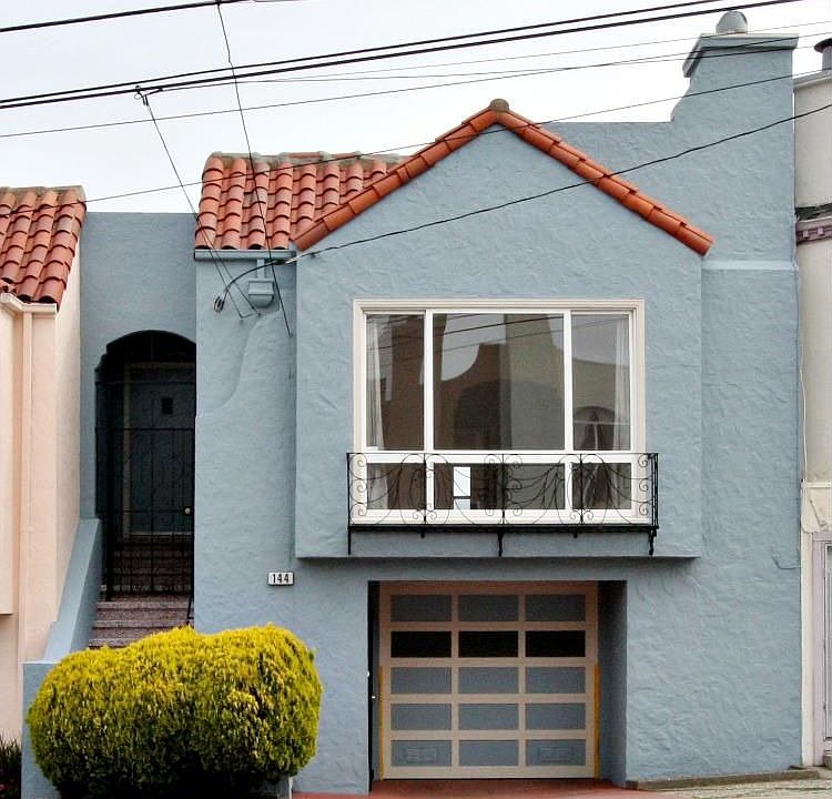1st image of 148 Niagara Ave