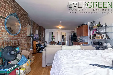 Rented by Evergreen Apartments BK