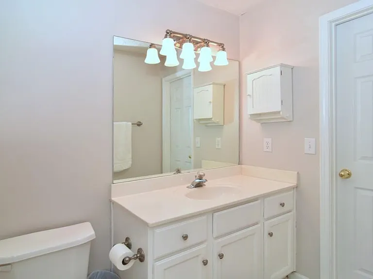 13361 Harpley Ct — Photo 17