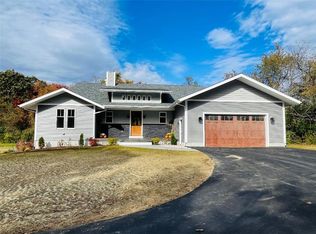 685 Curtis Corner Rd, South Kingstown, RI 02879