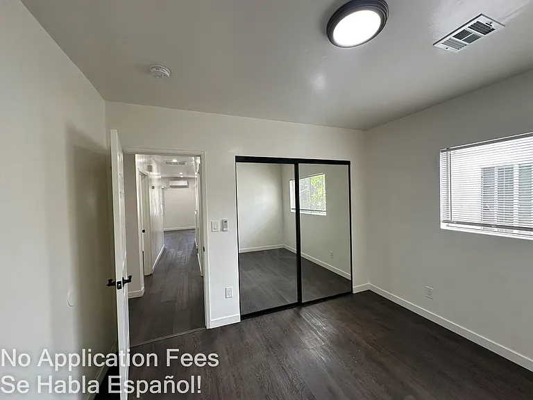 1415 Seward St — Photo 14