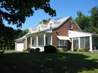 173 Boght Rd, Watervliet, NY 12189