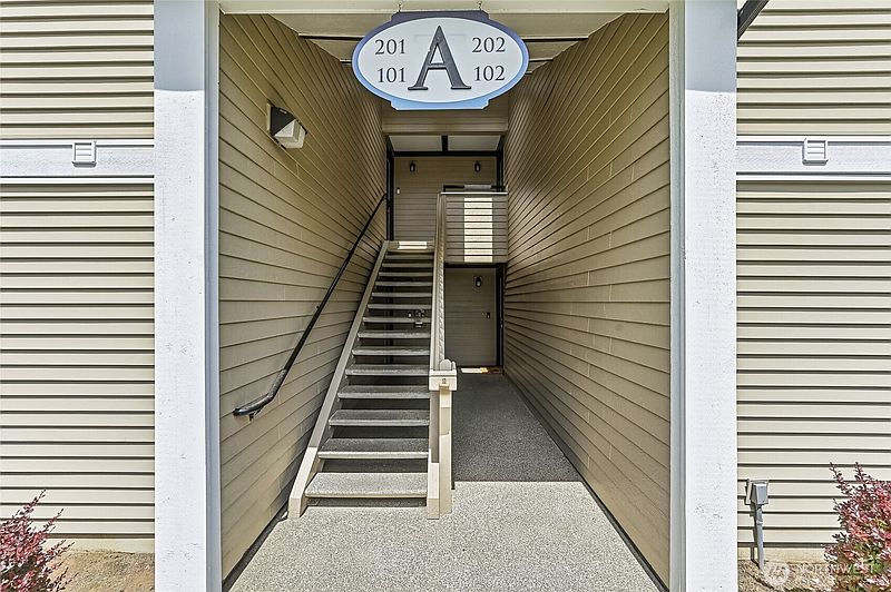 3rd image of 26005 106th Place SE #A102