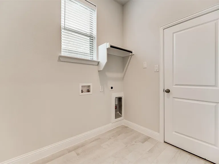 5908 Horsetail Dr — Photo 13