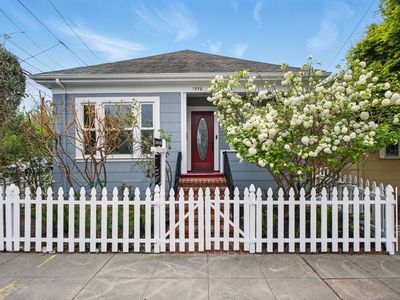 1598 Pacific Ave, Alameda, CA, 94501