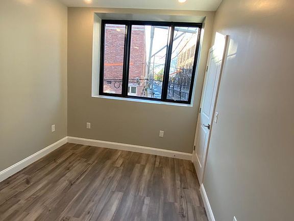 5th image of 725 N 17th St Unit 2