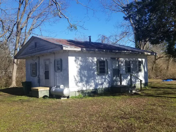 105 W Long Street, Hamilton, NC 27840