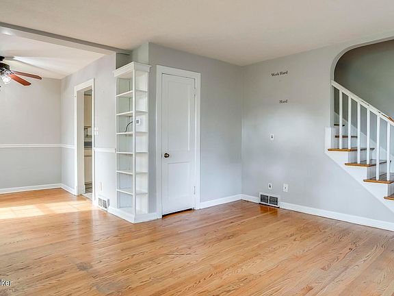 2nd image of 309 S Hubbards Ln