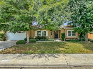 2932 W Laura Ave, Visalia, CA 93277