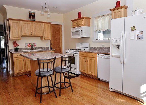 5th image of 4668 N Kasson Ave