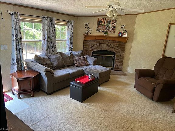4th image of 217 Willow Oaks Farm Dr
