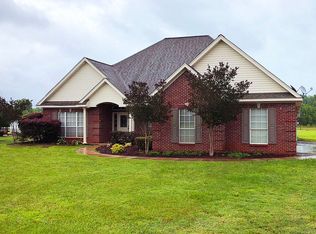 113 Whippoorwill Dr, Caledonia, MS 39740
