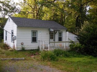 70 Walker Valley Rd, Pine Bush, NY 12566