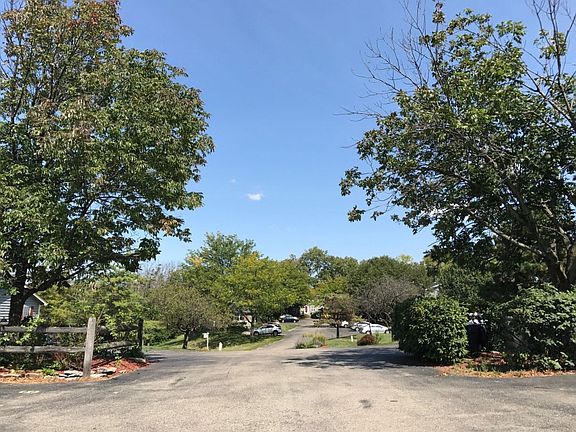 5th image of 2 Griffin Ln #Q6