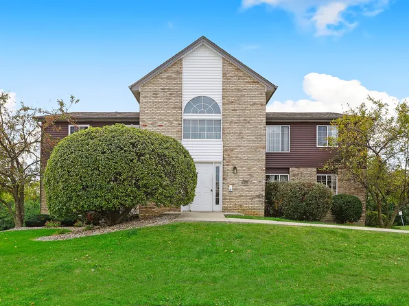 1429 Berta Dr Unit 2W, Crest Hill, IL 60403