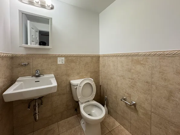 126 Withers Street image 25 of 26