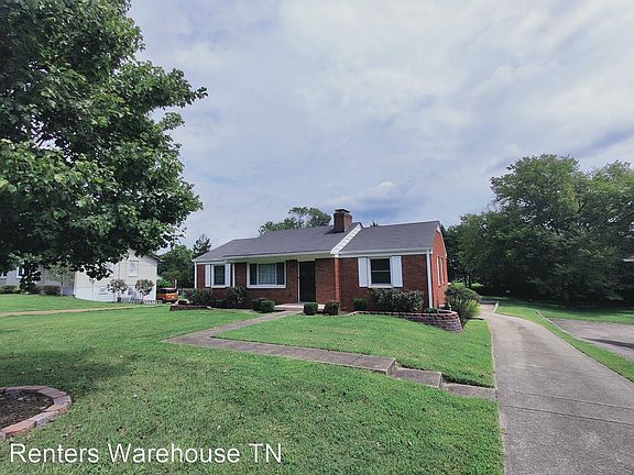 2nd image of 3911 Thackery Dr