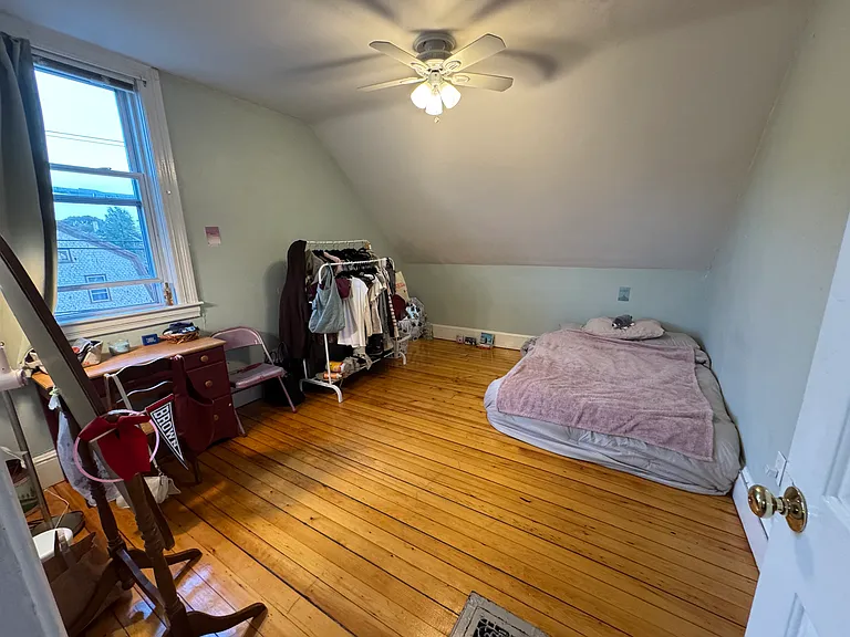 384 Hope St #3 — Photo 7