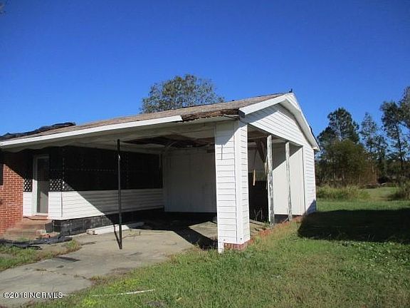 2nd image of 520 Sand Hill Road