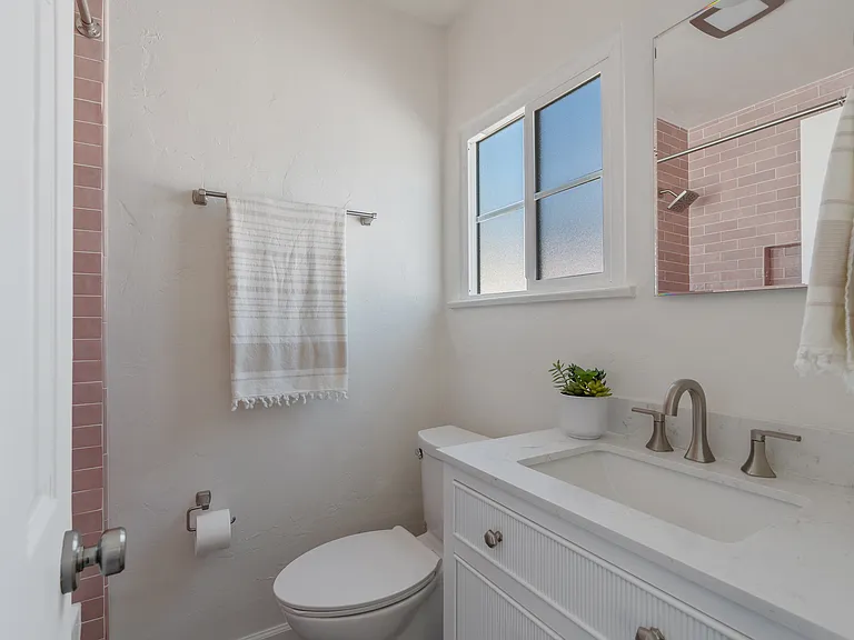 552 S Calle Santa Rosa — Photo 27