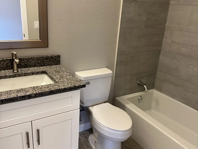 13271 S Lilac Cir #B — Photo 10